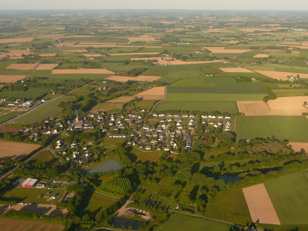 aménagement commune saint aubin du pavail